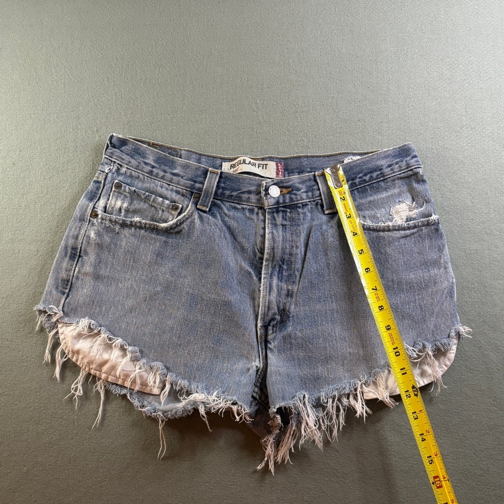 Vintage Levis 505 Cut Off Shorts Mens 34 High Waisted Cheeky Cutoff Daisy Dukes - Picture 3 of 9